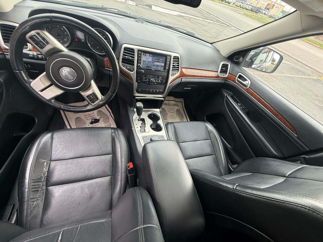 Jeep Grand Cherokee Limited 4WD 2011