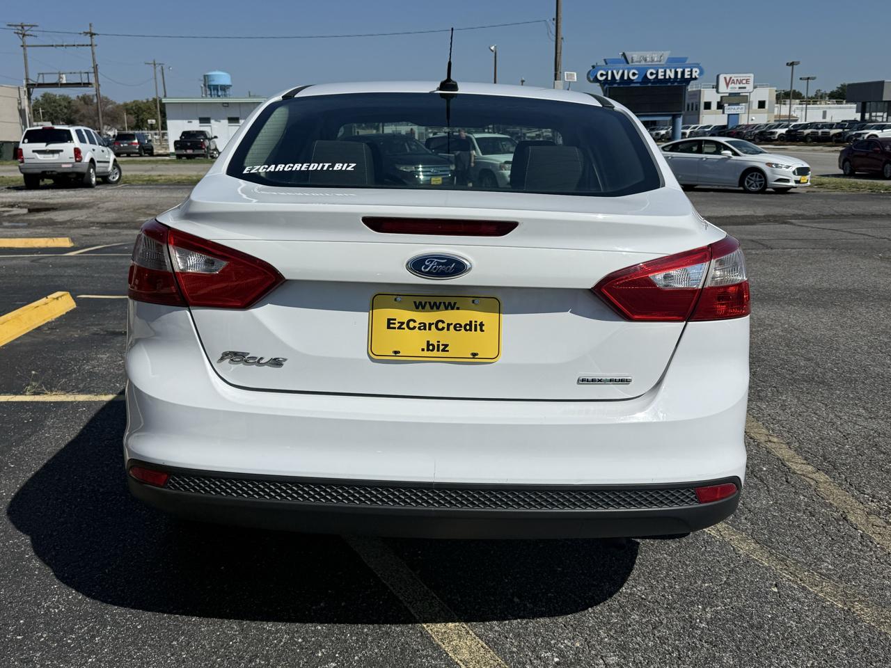 Ford Focus S Sedan 2013