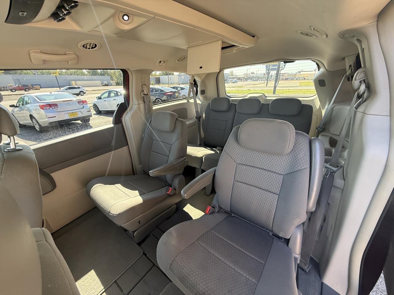 Chrysler Town & Country Touring 2010