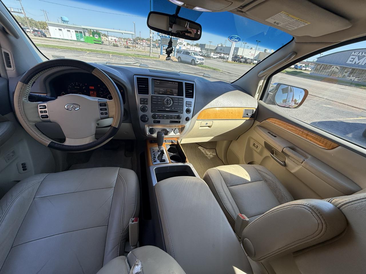 Infiniti QX56 AWD 2010