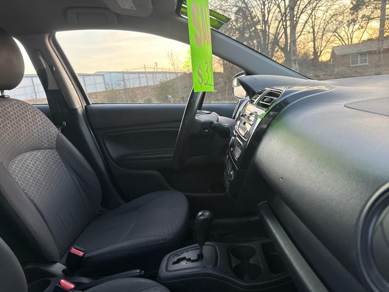 Mitsubishi Mirage  2015