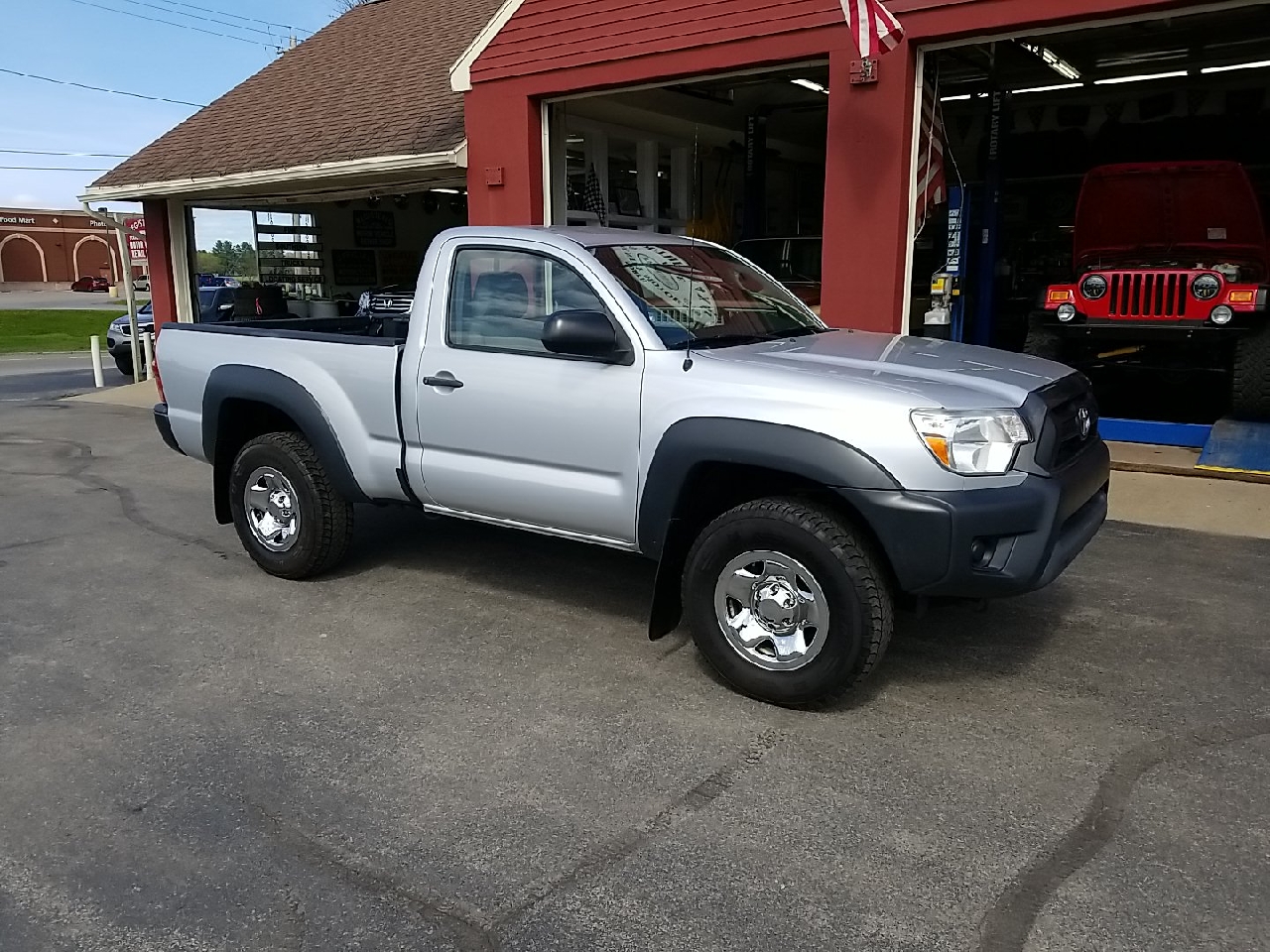 Used 2013 Toyota 4WD Reg Cab I4 AT (Natl) for Sale in Barneveld