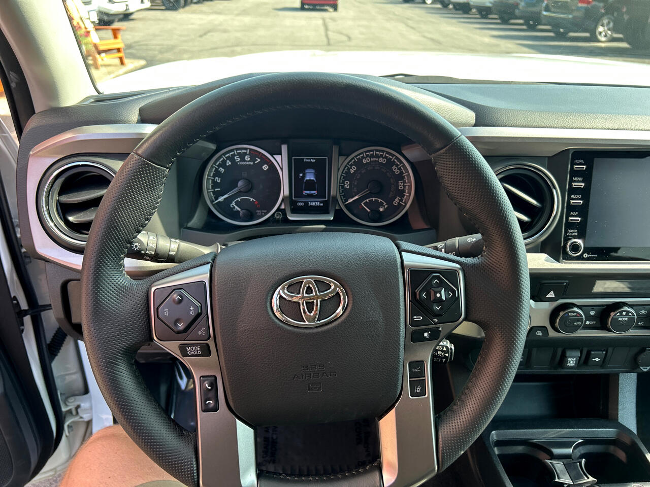 Toyota Tacoma 4WD SR5 Double Cab 5' Bed V6 AT (Natl) 2022 Toyota Tacoma 4WD SR5 Double Cab 5' Bed V6 AT (Natl) 2022