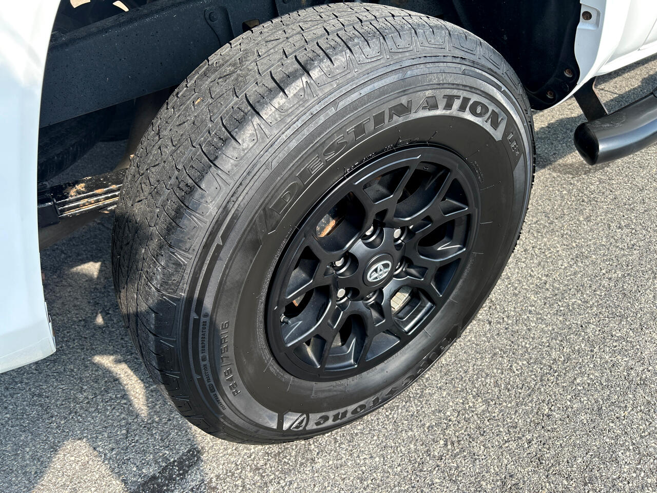 Toyota Tacoma 4WD SR5 Double Cab 5' Bed V6 AT (Natl) 2022 Toyota Tacoma 4WD SR5 Double Cab 5' Bed V6 AT (Natl) 2022