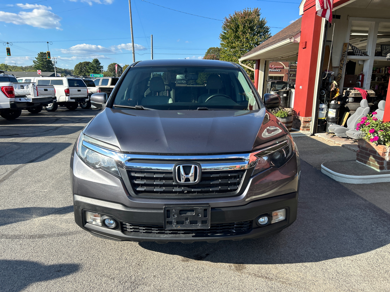 Honda Ridgeline RTL-T 4x4 Crew Cab 5.3' Bed 2017 Honda Ridgeline RTL-T 4x4 Crew Cab 5.3' Bed 2017