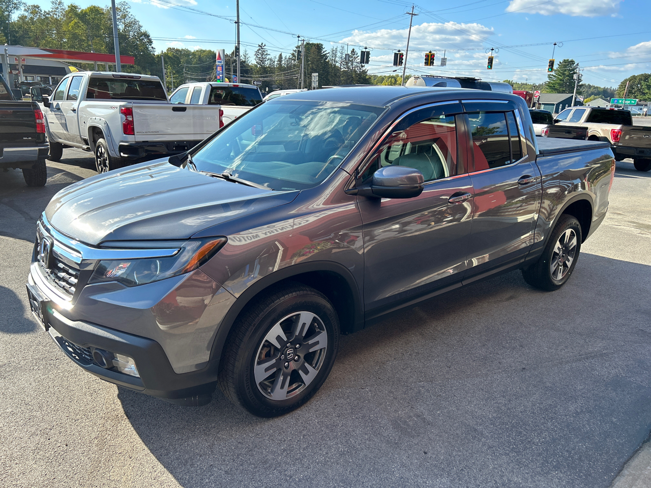 Honda Ridgeline RTL-T 4x4 Crew Cab 5.3' Bed 2017 Honda Ridgeline RTL-T 4x4 Crew Cab 5.3' Bed 2017