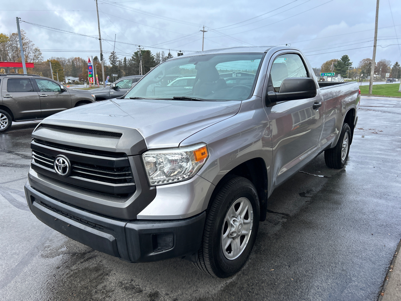 Toyota Tundra 4WD Truck Reg Cab LB 5.7L V8 6-Spd AT SR (Natl) 2014 Toyota Tundra 4WD Truck Reg Cab LB 5.7L V8 6-Spd AT SR (Natl) 2014