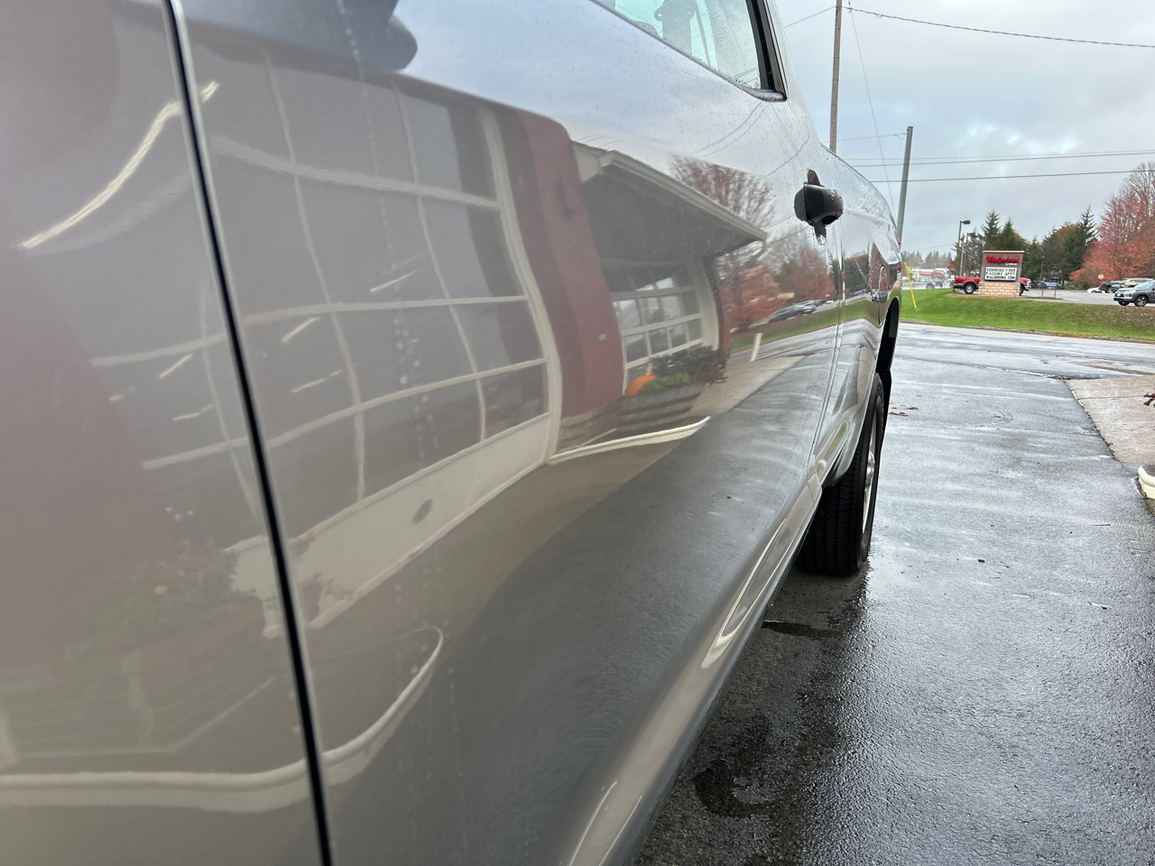 Toyota Tundra 4WD Truck Reg Cab LB 5.7L V8 6-Spd AT SR (Natl) 2014 Toyota Tundra 4WD Truck Reg Cab LB 5.7L V8 6-Spd AT SR (Natl) 2014