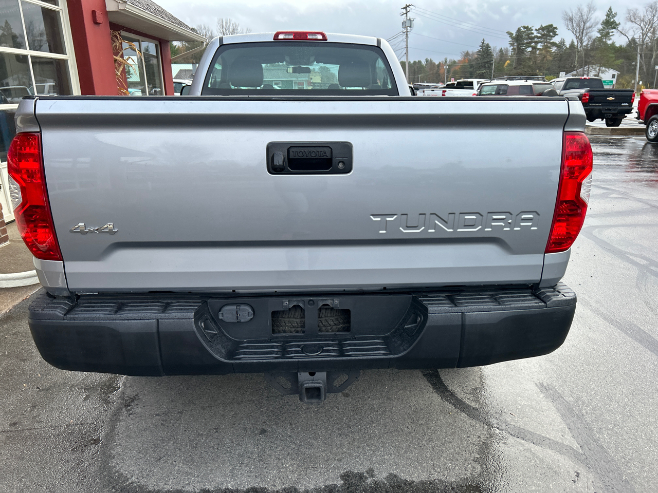 Toyota Tundra 4WD Truck Reg Cab LB 5.7L V8 6-Spd AT SR (Natl) 2014 Toyota Tundra 4WD Truck Reg Cab LB 5.7L V8 6-Spd AT SR (Natl) 2014