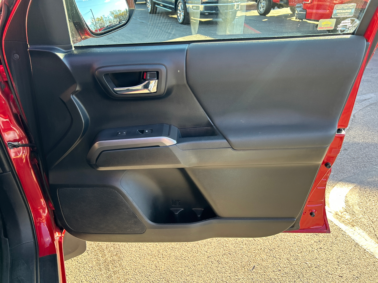 Toyota Tacoma 4WD Access Cab V6 AT TRD Sport (Natl) 2018 Toyota Tacoma 4WD Access Cab V6 AT TRD Sport (Natl) 2018