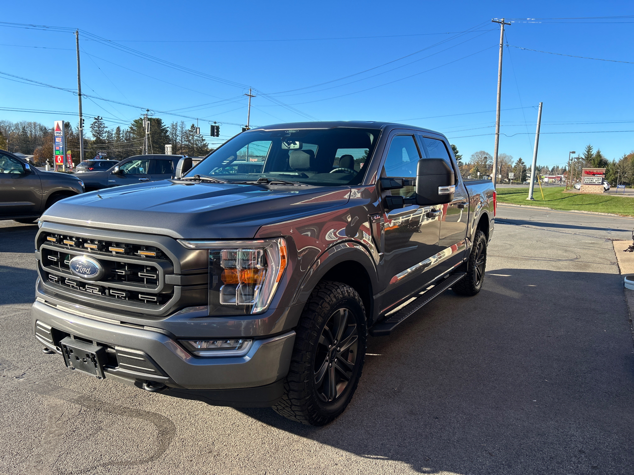 Ford F-150 4WD SuperCrew 145" XLT 2021 Ford F-150 4WD SuperCrew 145" XLT 2021