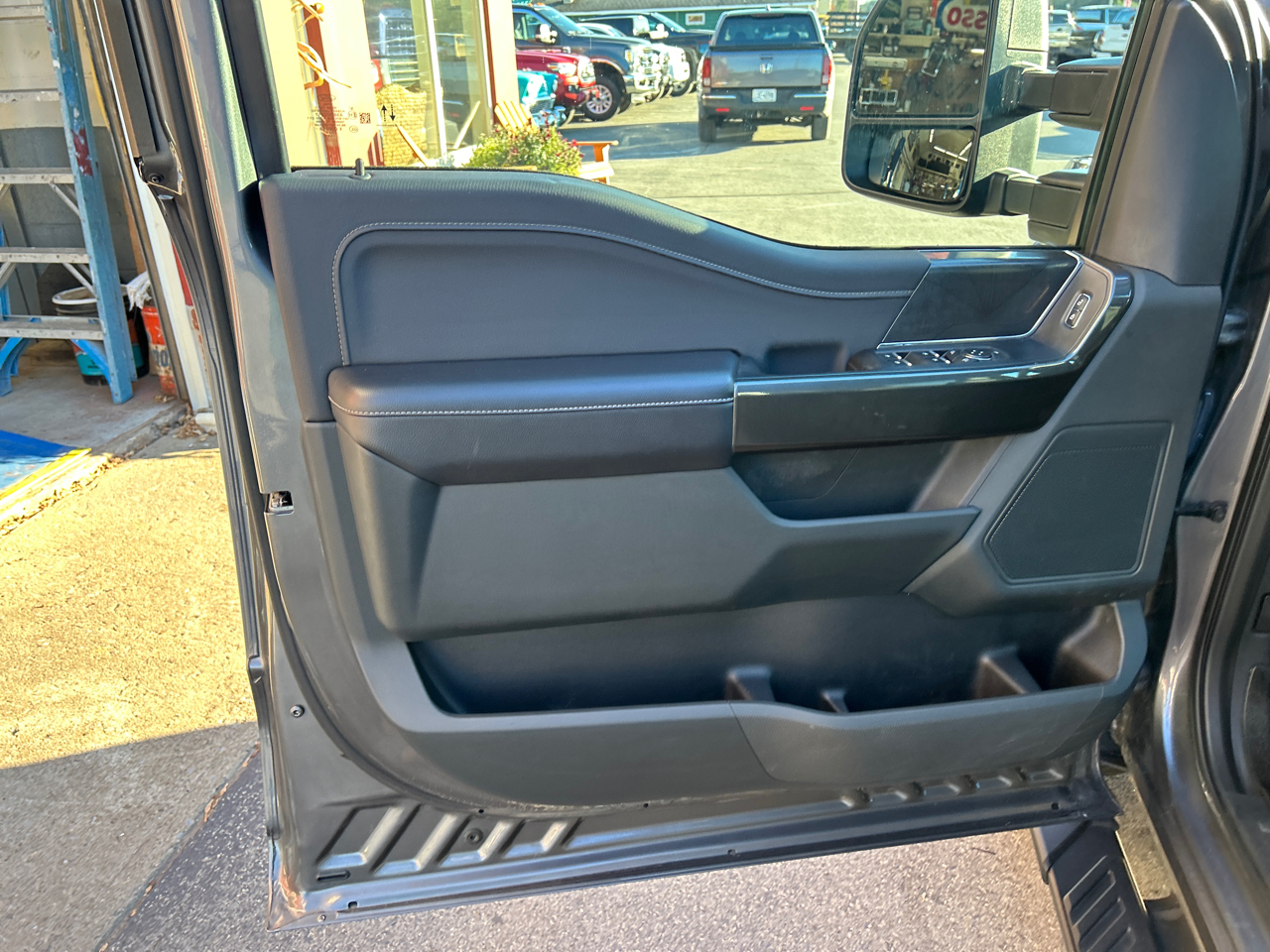 Ford F-150 4WD SuperCrew 145" XLT 2021 Ford F-150 4WD SuperCrew 145" XLT 2021