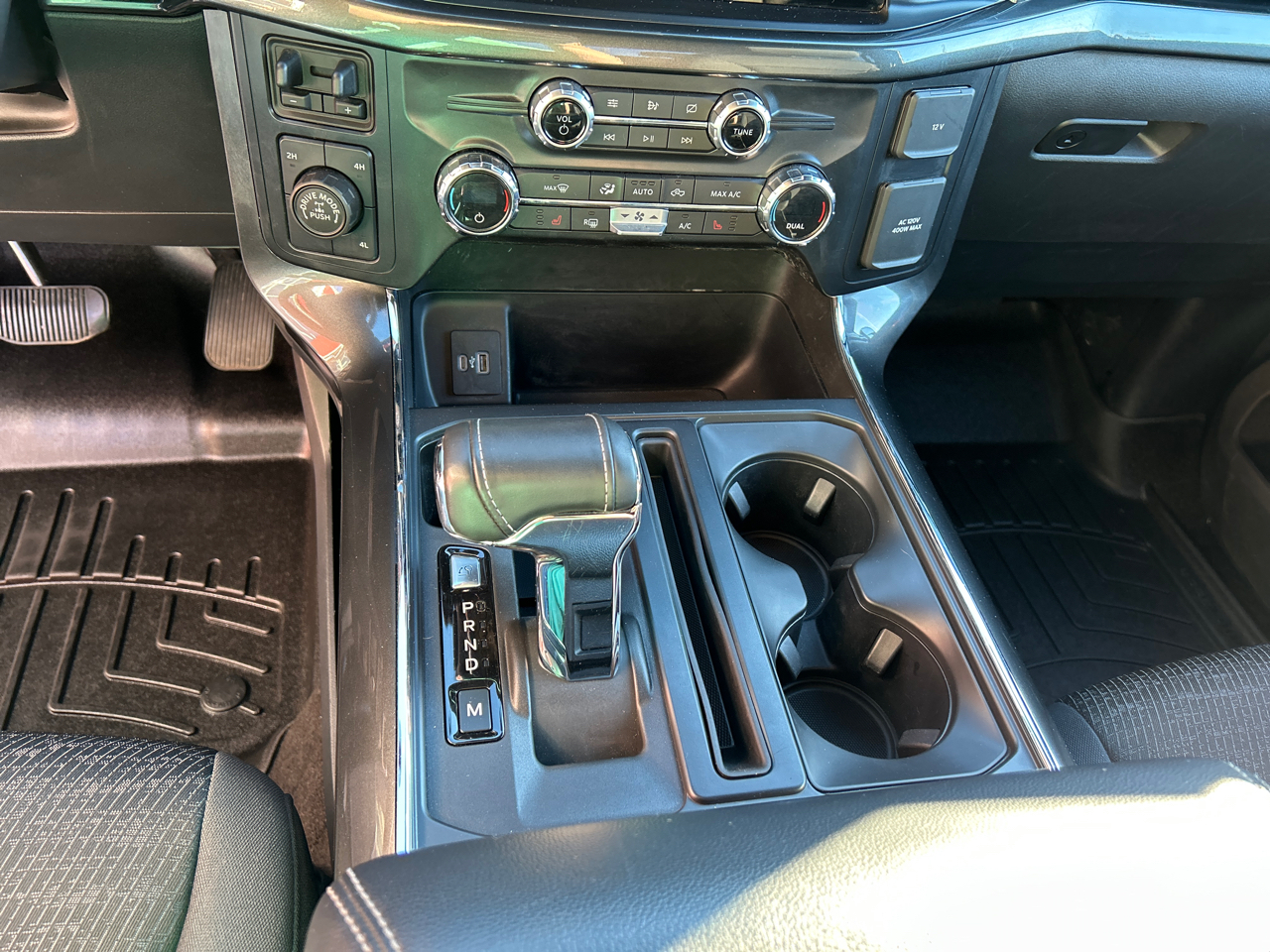 Ford F-150 4WD SuperCrew 145" XLT 2021 Ford F-150 4WD SuperCrew 145" XLT 2021