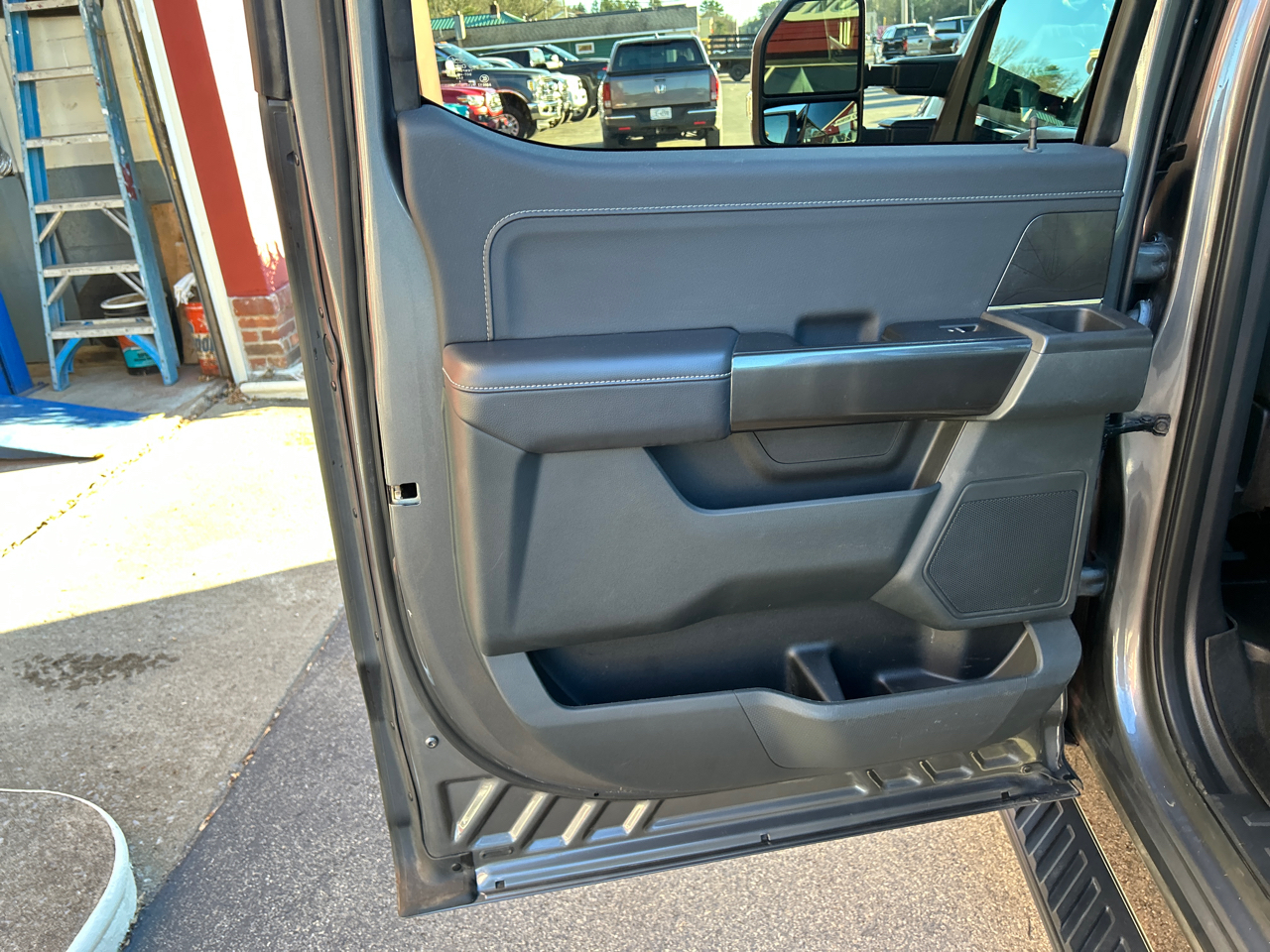 Ford F-150 4WD SuperCrew 145" XLT 2021 Ford F-150 4WD SuperCrew 145" XLT 2021