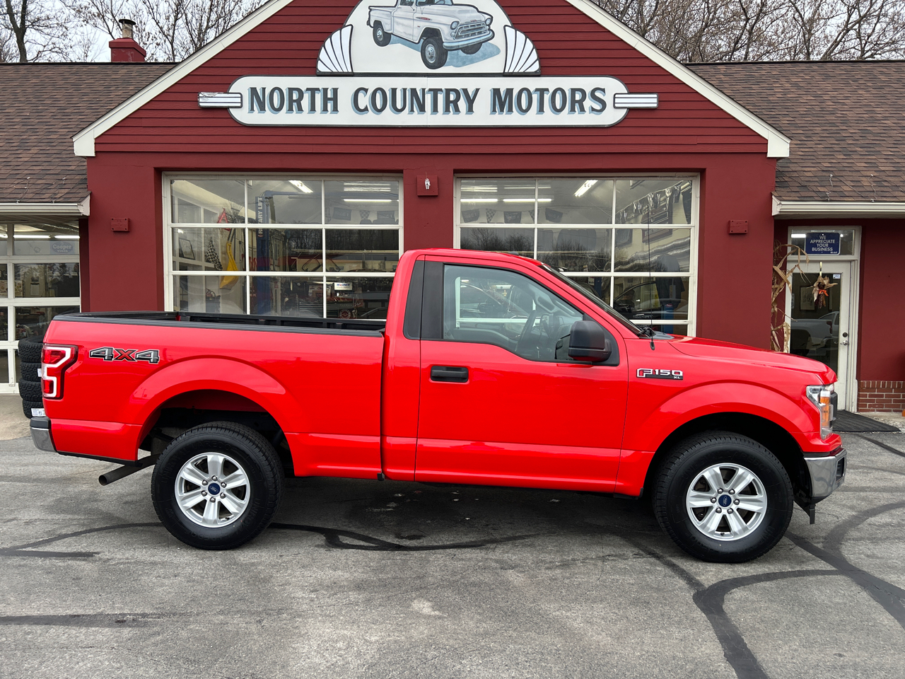 2018 Ford F-150 4WD Reg Cab 141" XL