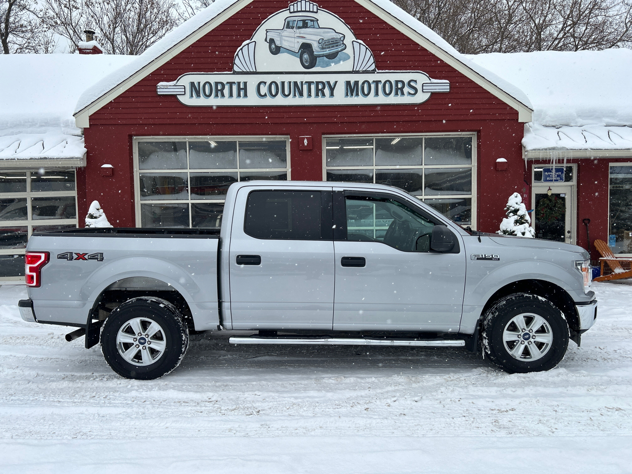 2020 Ford F-150 4WD SuperCrew 145" XLT