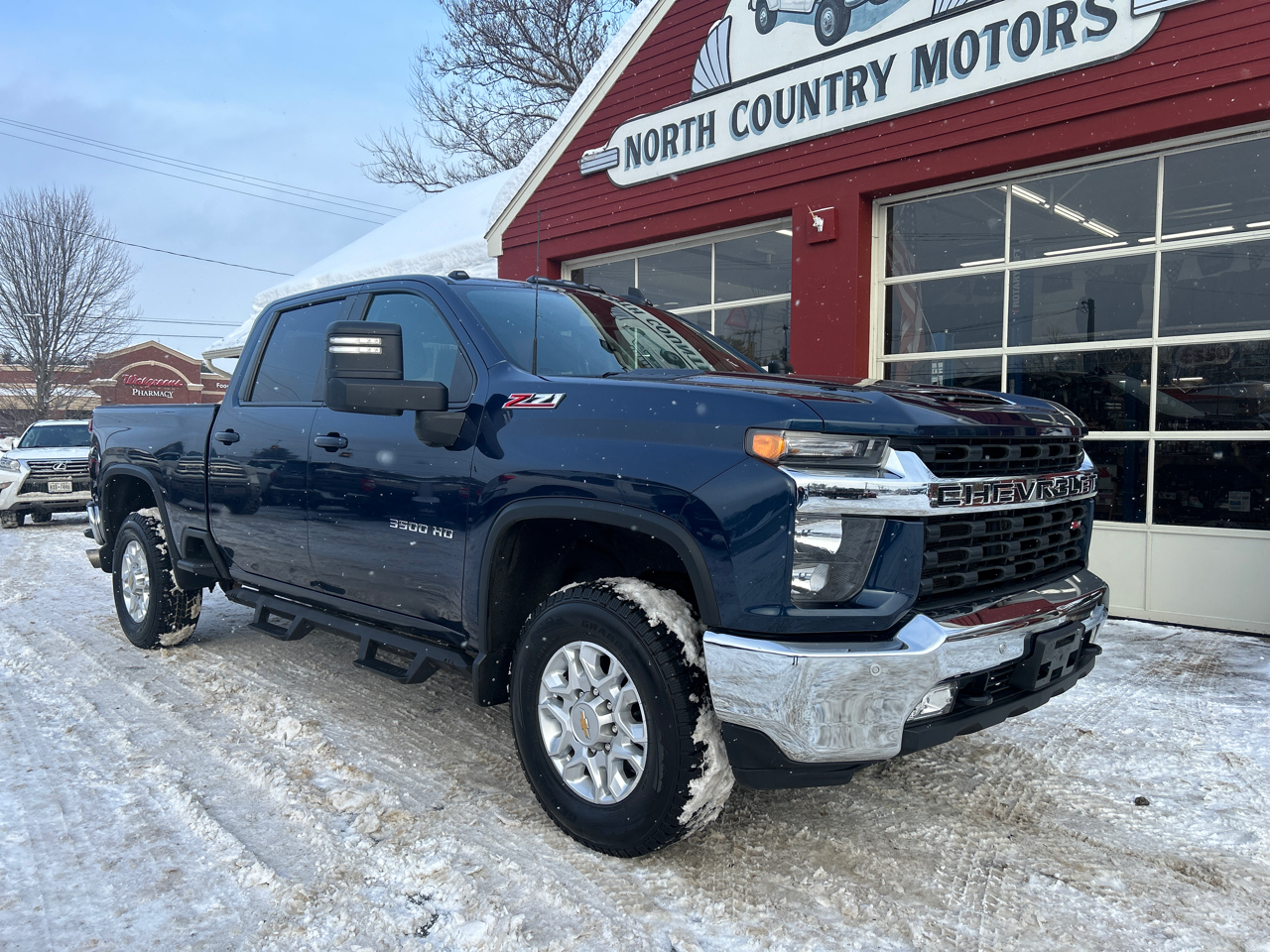 Chevrolet Silverado 3500HD 4WD Crew Cab 159" LT 2021