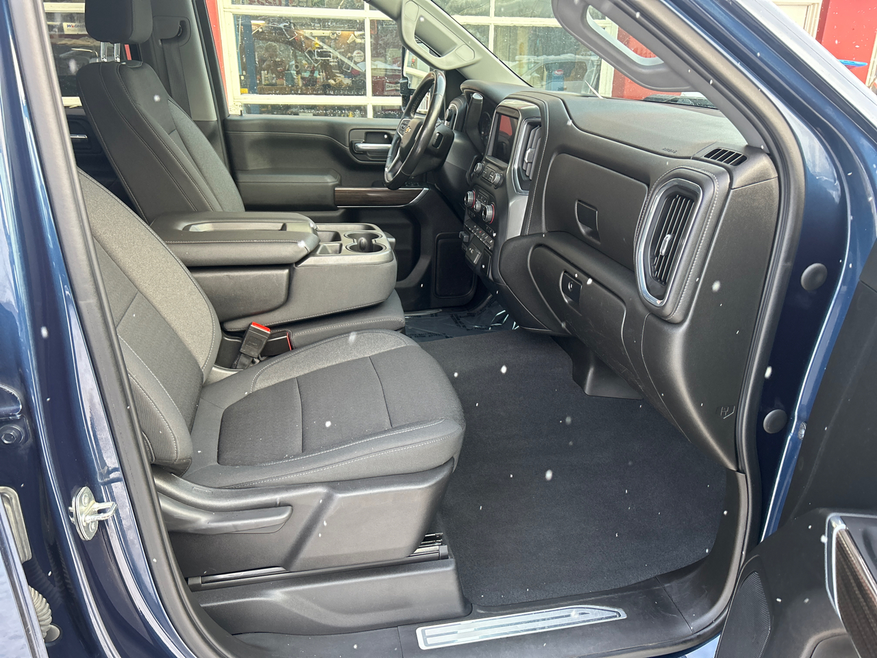 Chevrolet Silverado 3500HD 4WD Crew Cab 159" LT 2021