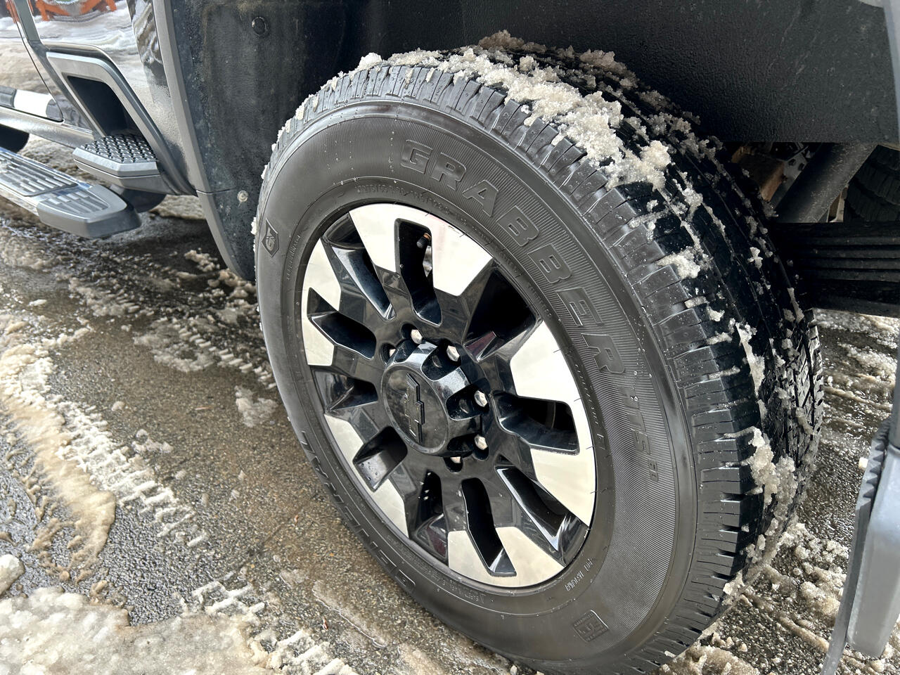 Chevrolet Silverado 2500HD 4WD Crew Cab 159" Custom 2020