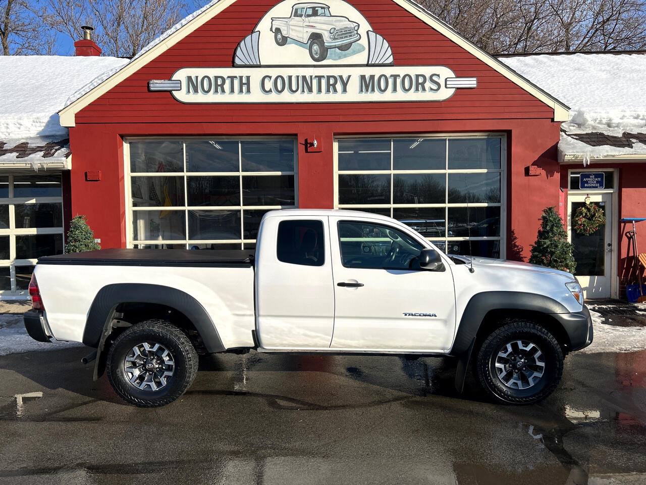 2015 Toyota Tacoma 4WD Access Cab V6 AT (Natl)