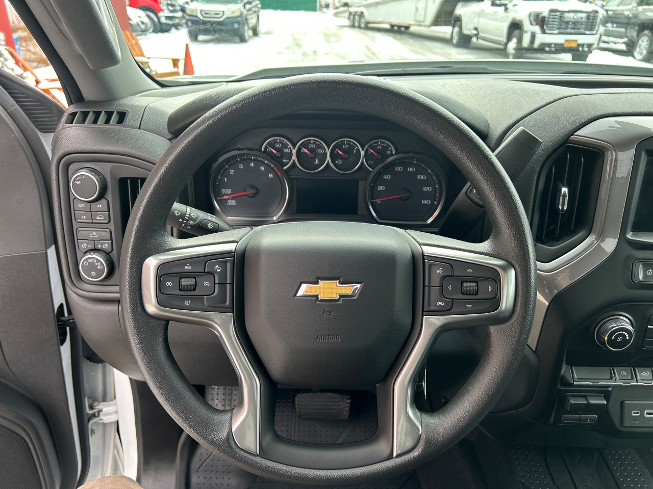 Chevrolet Silverado 1500 4WD Reg Cab 140" Work Truck 2021