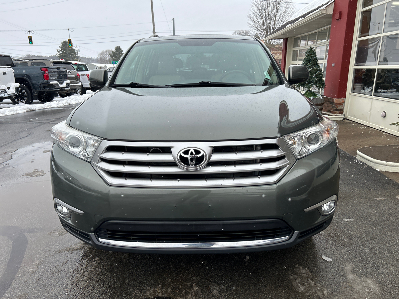 Toyota Highlander 4WD 4dr V6 (Natl) 2013