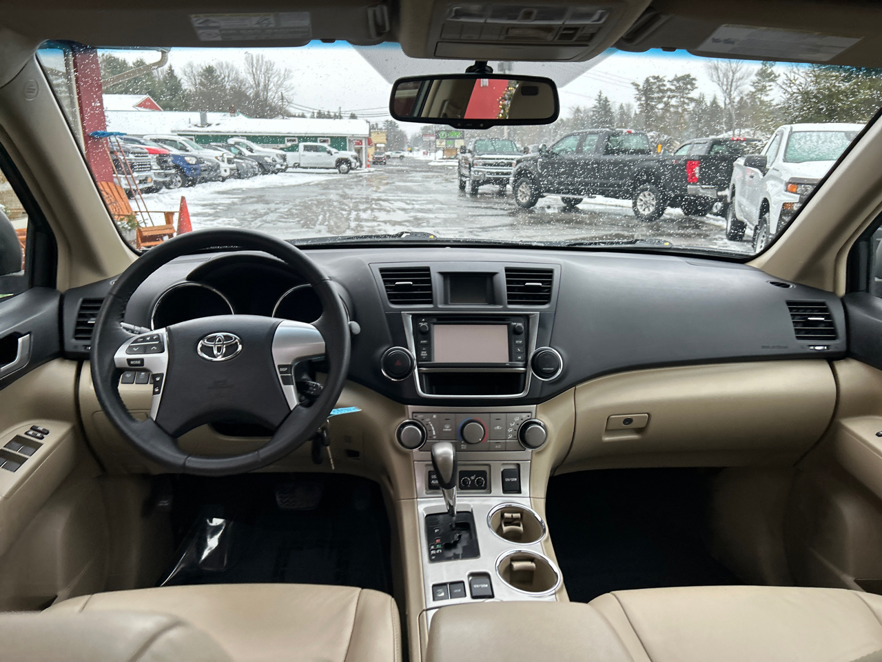 Toyota Highlander 4WD 4dr V6 (Natl) 2013