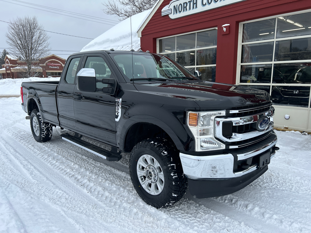 Ford Super Duty F-250 SRW 4WD Crew Cab 172" XLT 2021
