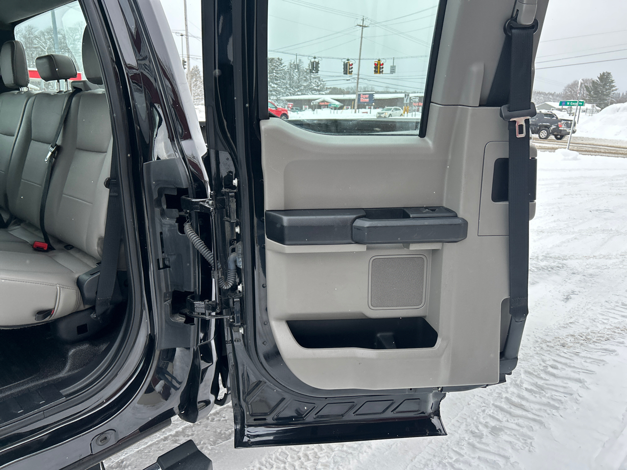 Ford Super Duty F-250 SRW 4WD Crew Cab 172" XLT 2021