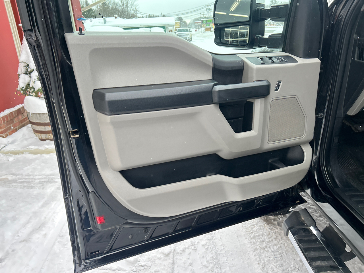 Ford Super Duty F-250 SRW 4WD Crew Cab 172" XLT 2021