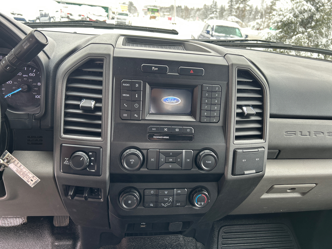 Ford Super Duty F-250 SRW 4WD Crew Cab 172" XLT 2021