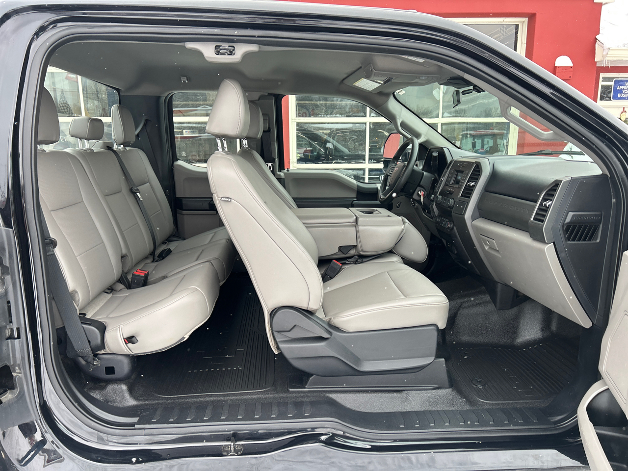 Ford Super Duty F-250 SRW 4WD Crew Cab 172" XLT 2021