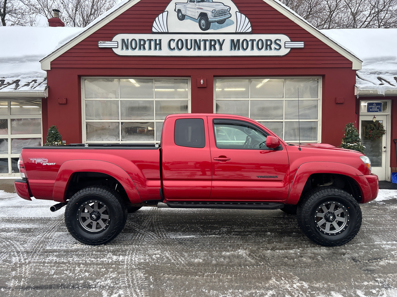 Toyota Tacoma 4WD Access V6 MT (Natl) 2011