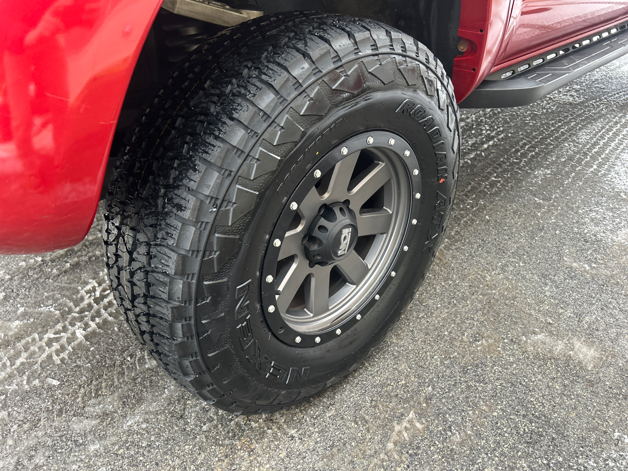 Toyota Tacoma 4WD Access V6 MT (Natl) 2011