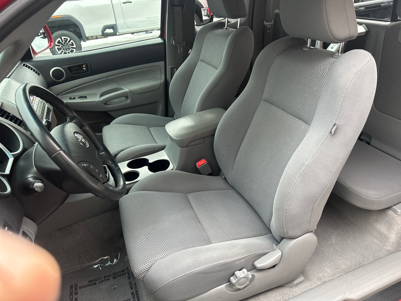 Toyota Tacoma 4WD Access V6 MT (Natl) 2011