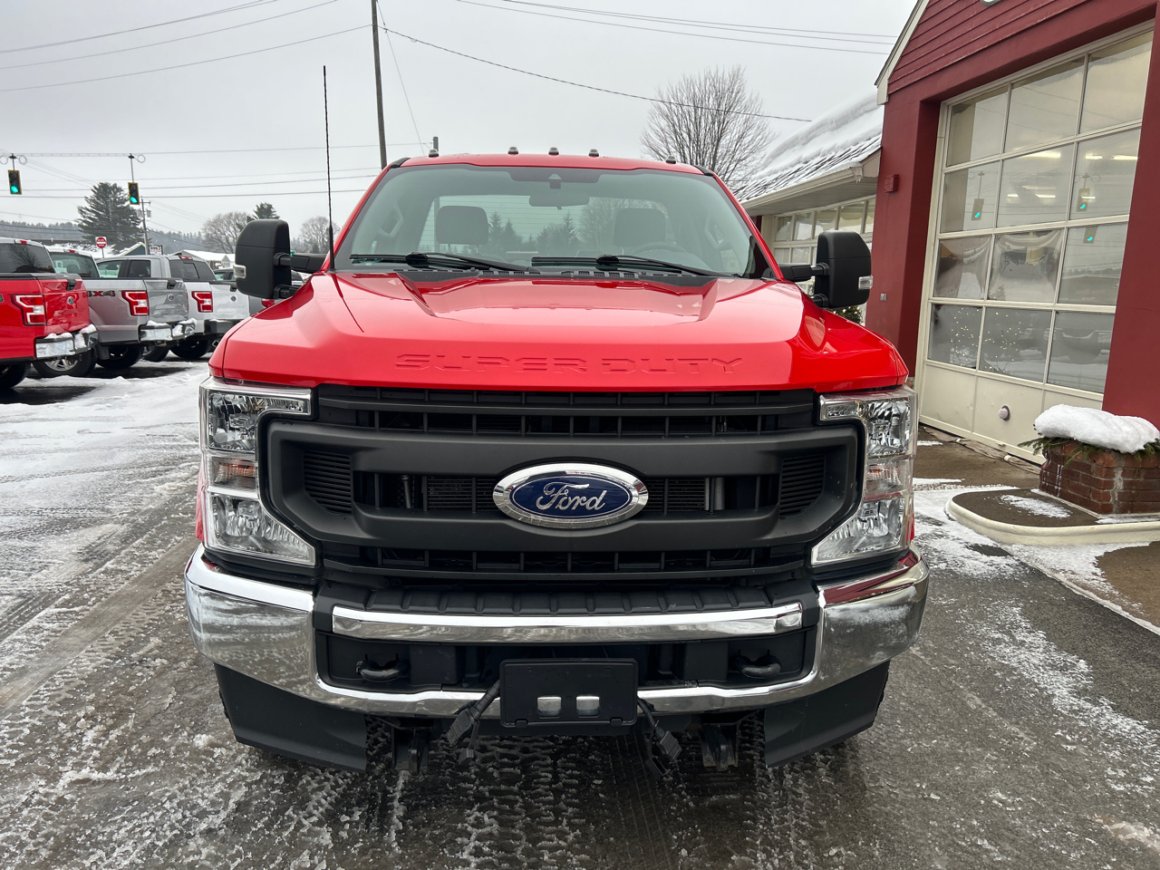 Ford Super Duty F-250 SRW XL 4WD Reg Cab 8' Box 2022