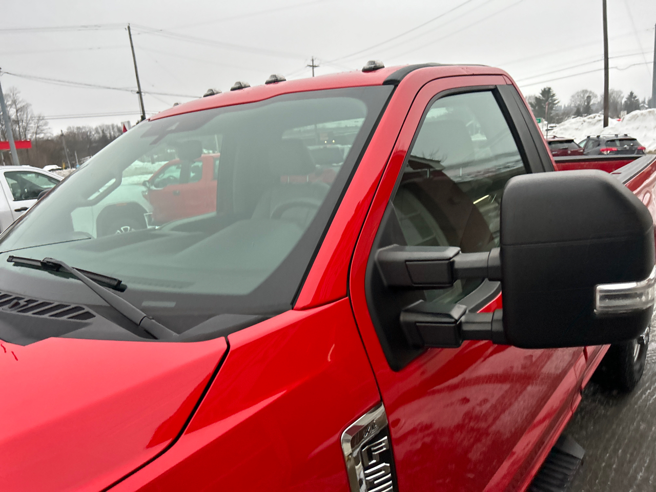 Ford Super Duty F-250 SRW XL 4WD Reg Cab 8' Box 2022