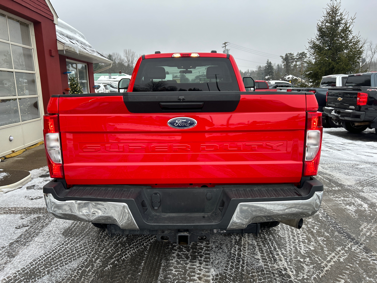 Ford Super Duty F-250 SRW XL 4WD Reg Cab 8' Box 2022