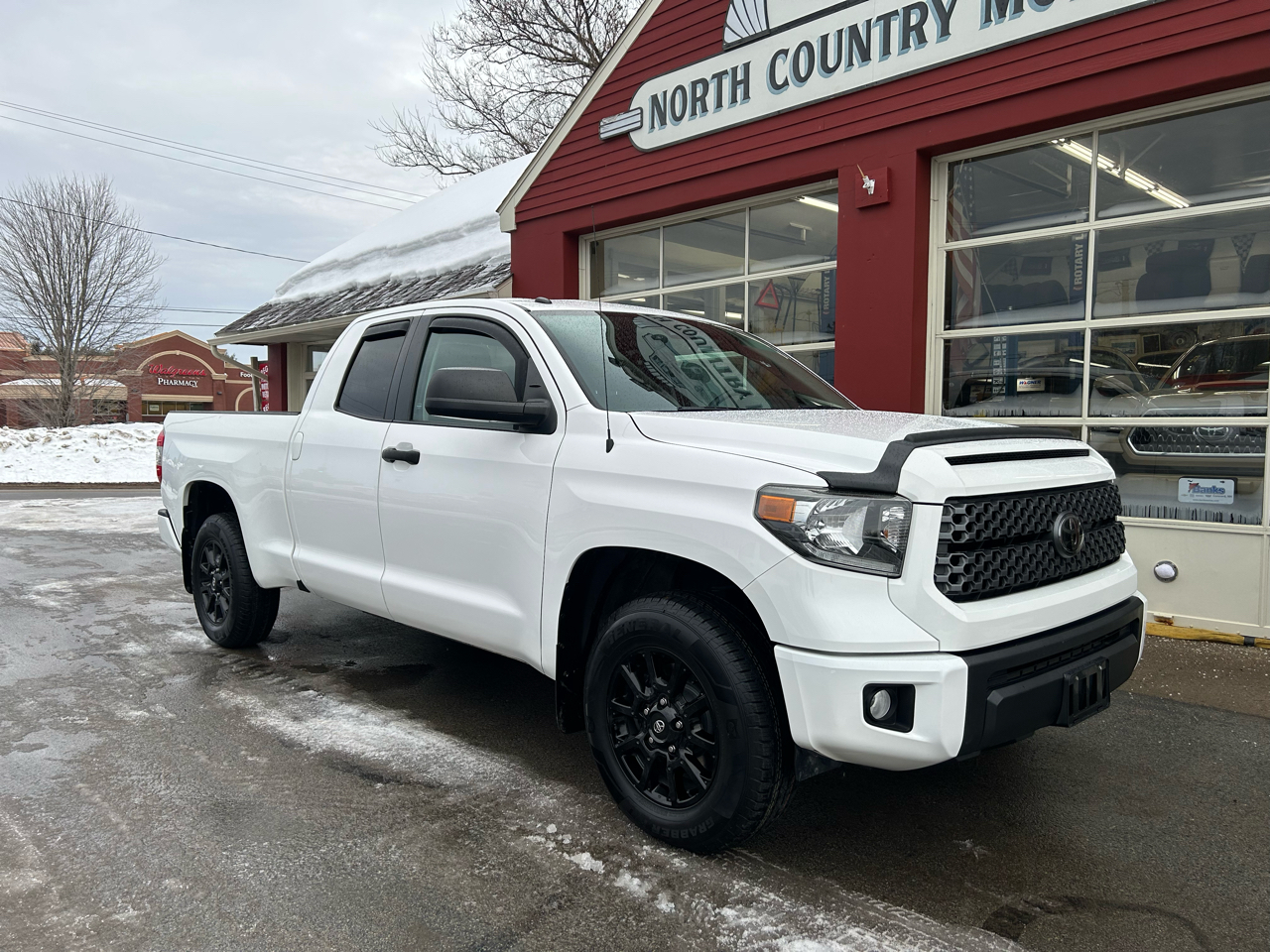 Toyota Tundra 4WD SR5 Double Cab 6.5' Bed 5.7L (Natl) 2019
