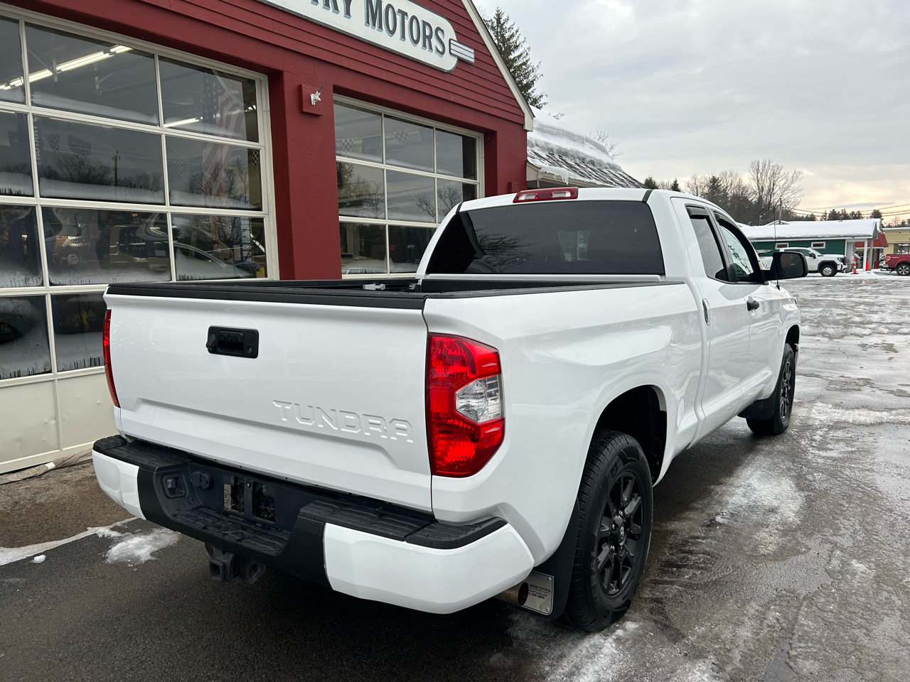 Toyota Tundra 4WD SR5 Double Cab 6.5' Bed 5.7L (Natl) 2019