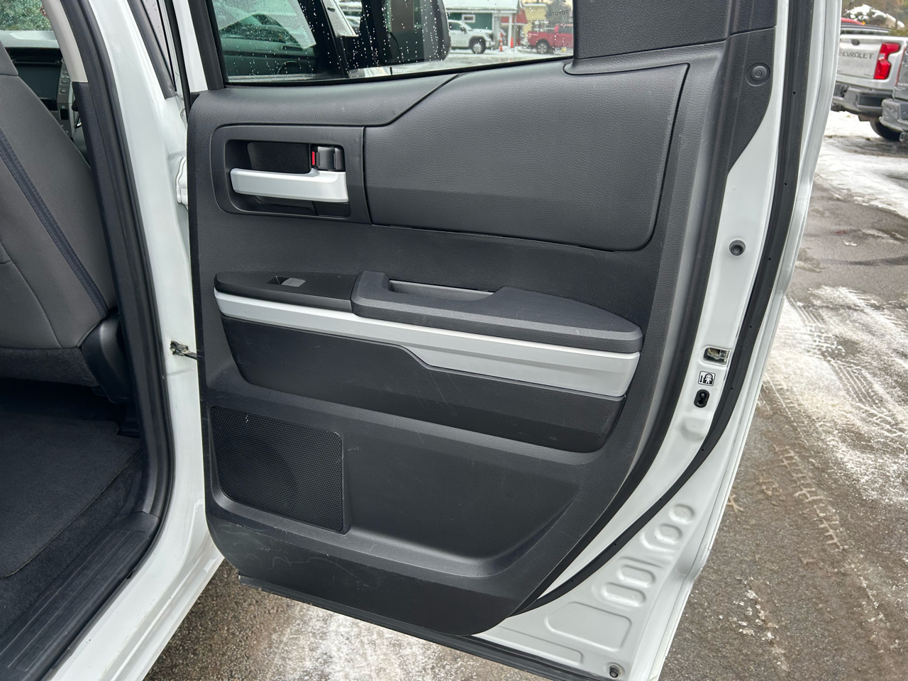 Toyota Tundra 4WD SR5 Double Cab 6.5' Bed 5.7L (Natl) 2019