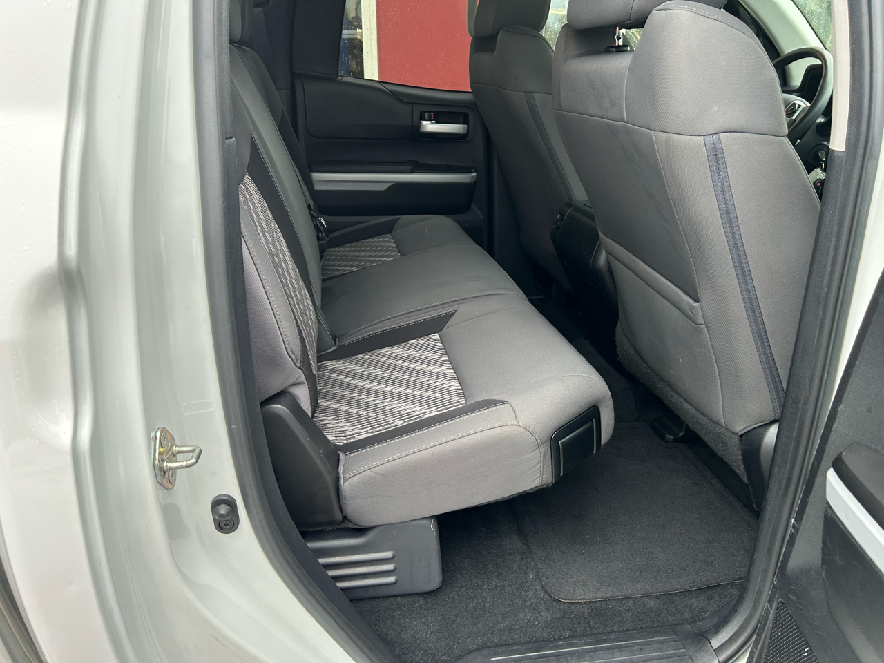 Toyota Tundra 4WD SR5 Double Cab 6.5' Bed 5.7L (Natl) 2019