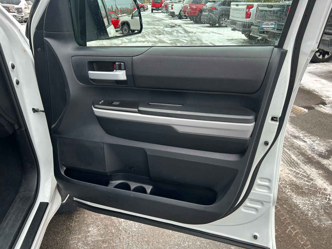 Toyota Tundra 4WD SR5 Double Cab 6.5' Bed 5.7L (Natl) 2019