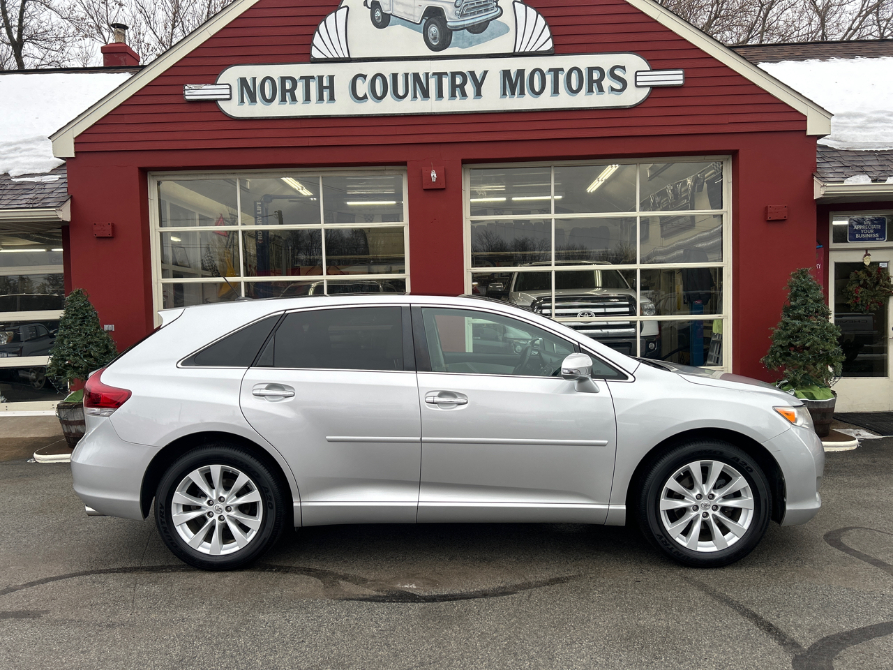 Toyota Venza 4dr Wgn I4 AWD XLE (Natl) 2014