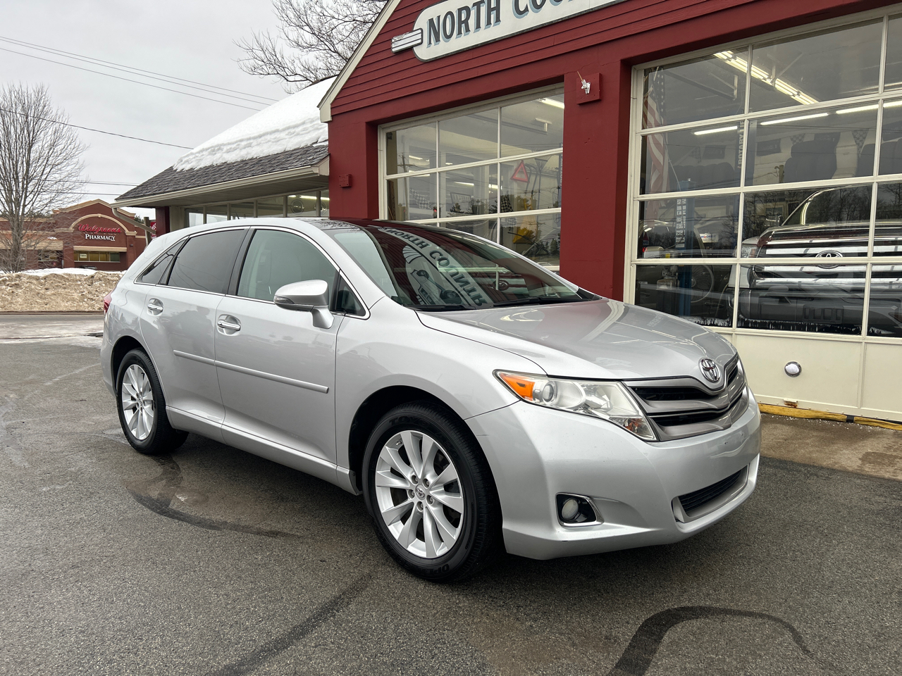 Toyota Venza 4dr Wgn I4 AWD XLE (Natl) 2014