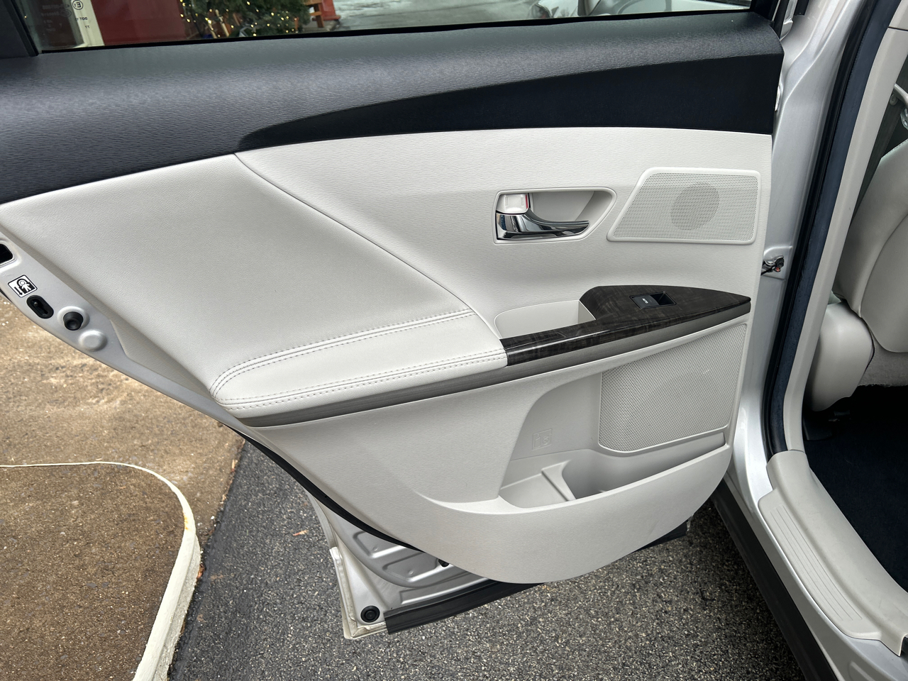 Toyota Venza 4dr Wgn I4 AWD XLE (Natl) 2014