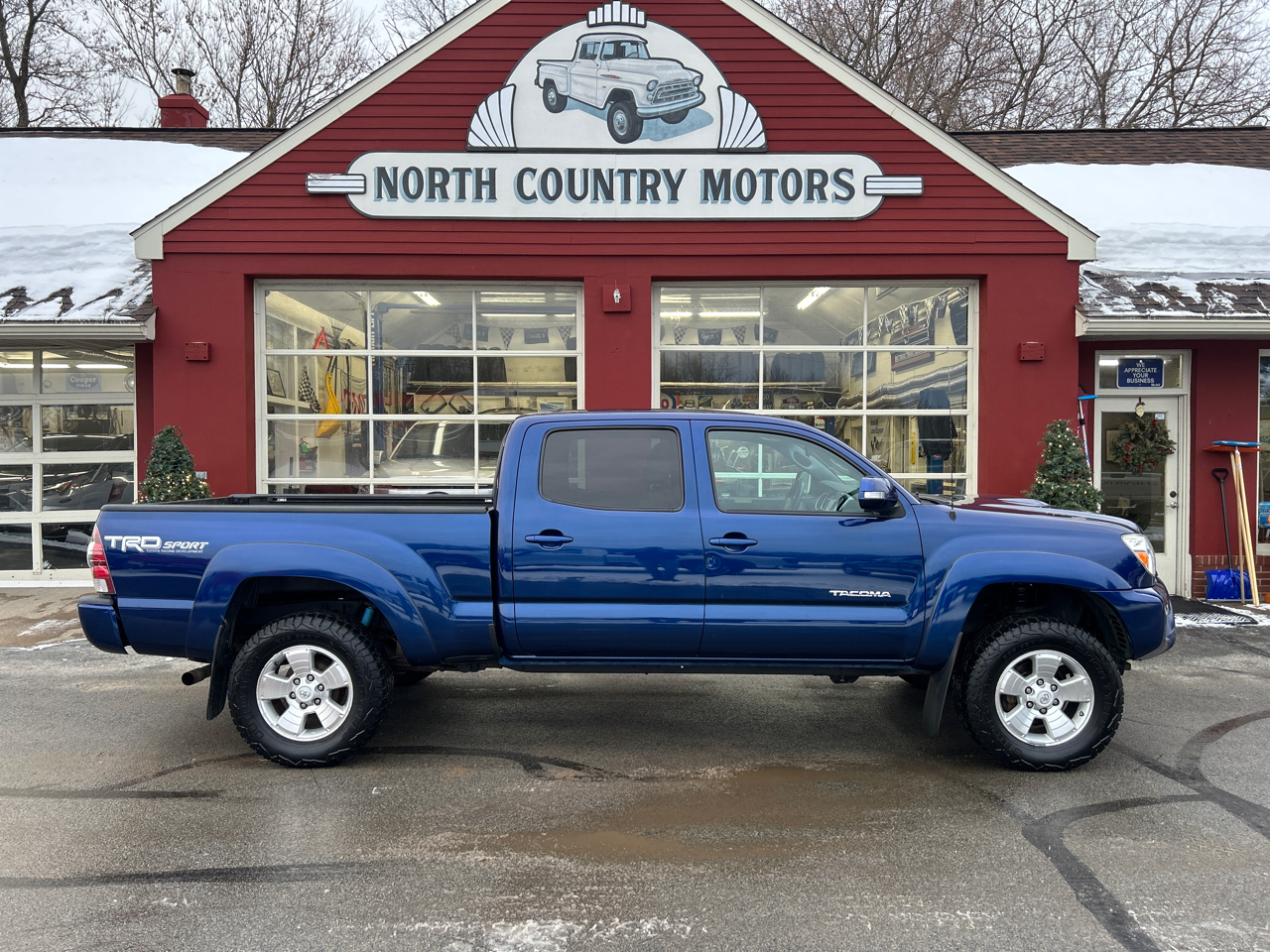 Toyota Tacoma 4WD Double Cab LB V6 AT (Natl) 2014