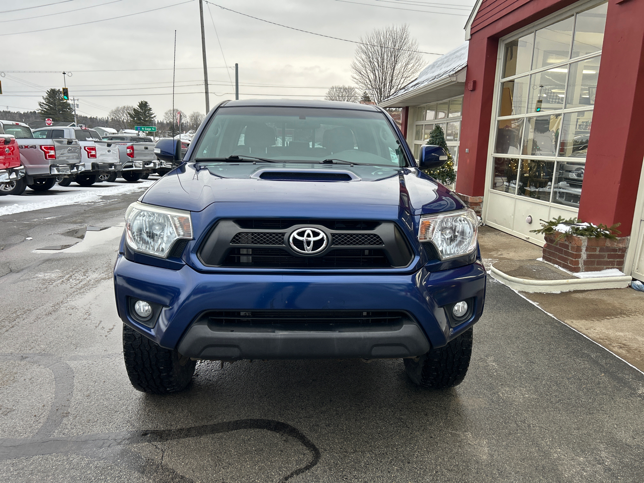 Toyota Tacoma 4WD Double Cab LB V6 AT (Natl) 2014