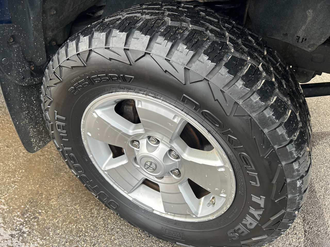 Toyota Tacoma 4WD Double Cab LB V6 AT (Natl) 2014