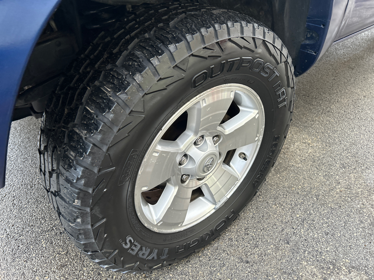 Toyota Tacoma 4WD Double Cab LB V6 AT (Natl) 2014